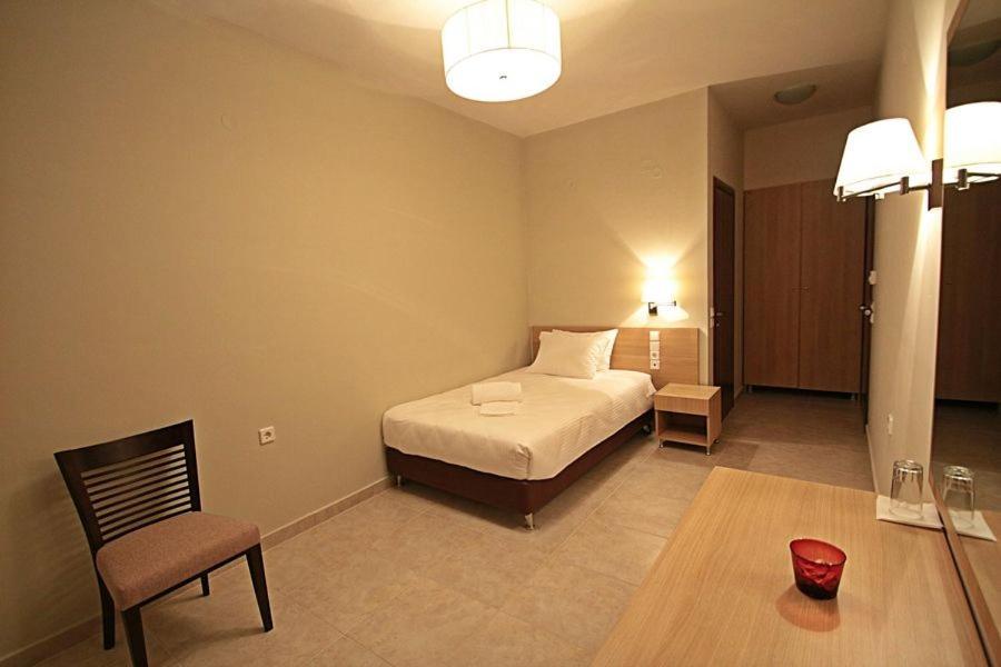 Omilaia Hotel Gardiki Esterno foto